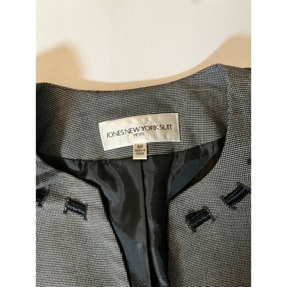 Jones New York Suit Black and Grey blazer size 8 petite (8P) - Picture 3 of 6